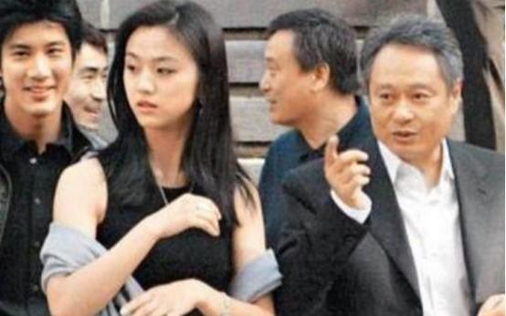 吃瓜汤唯视频,揭秘明星日常生活中的趣味瞬间