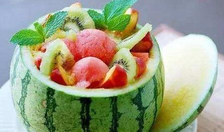 吃瓜不吐霜,揭秘娱乐圈的甜蜜与苦涩