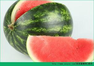 吃瓜中毒咋办,吃瓜中毒紧急应对指南