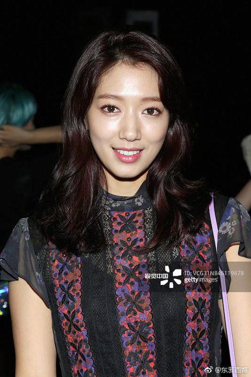 外网吃瓜海莉,揭秘外网热议的娱乐圈八卦风云