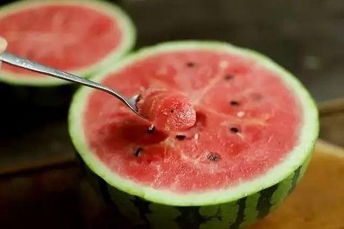 吃瓜描述,一场吃瓜群众的狂欢盛宴